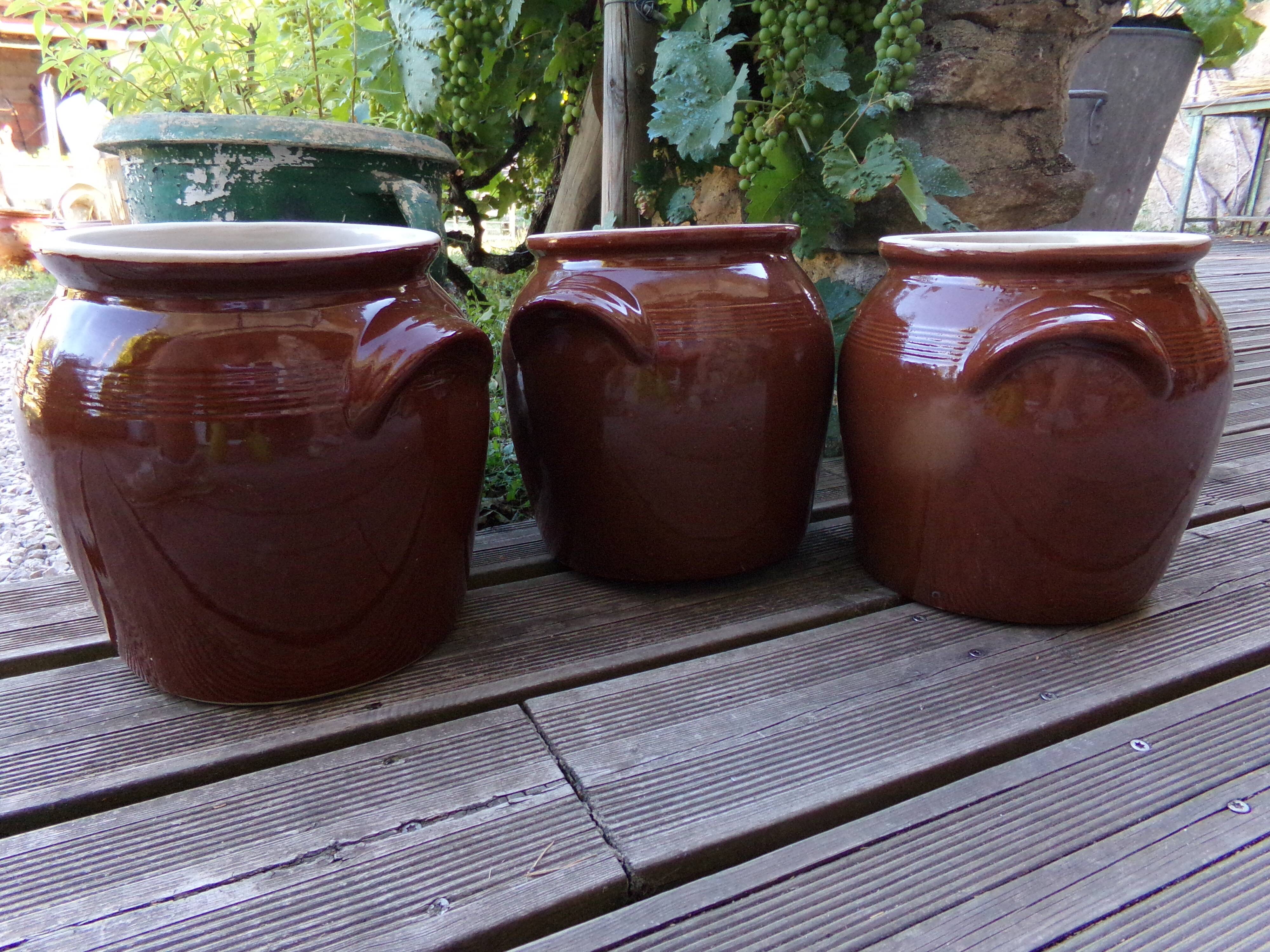 Glazed stoneware grease pot