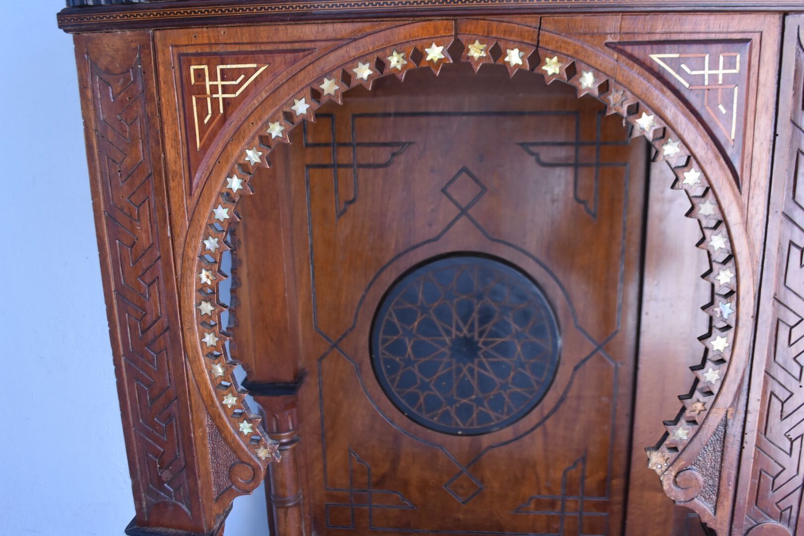 Syrian console and its mirror time late XIXth