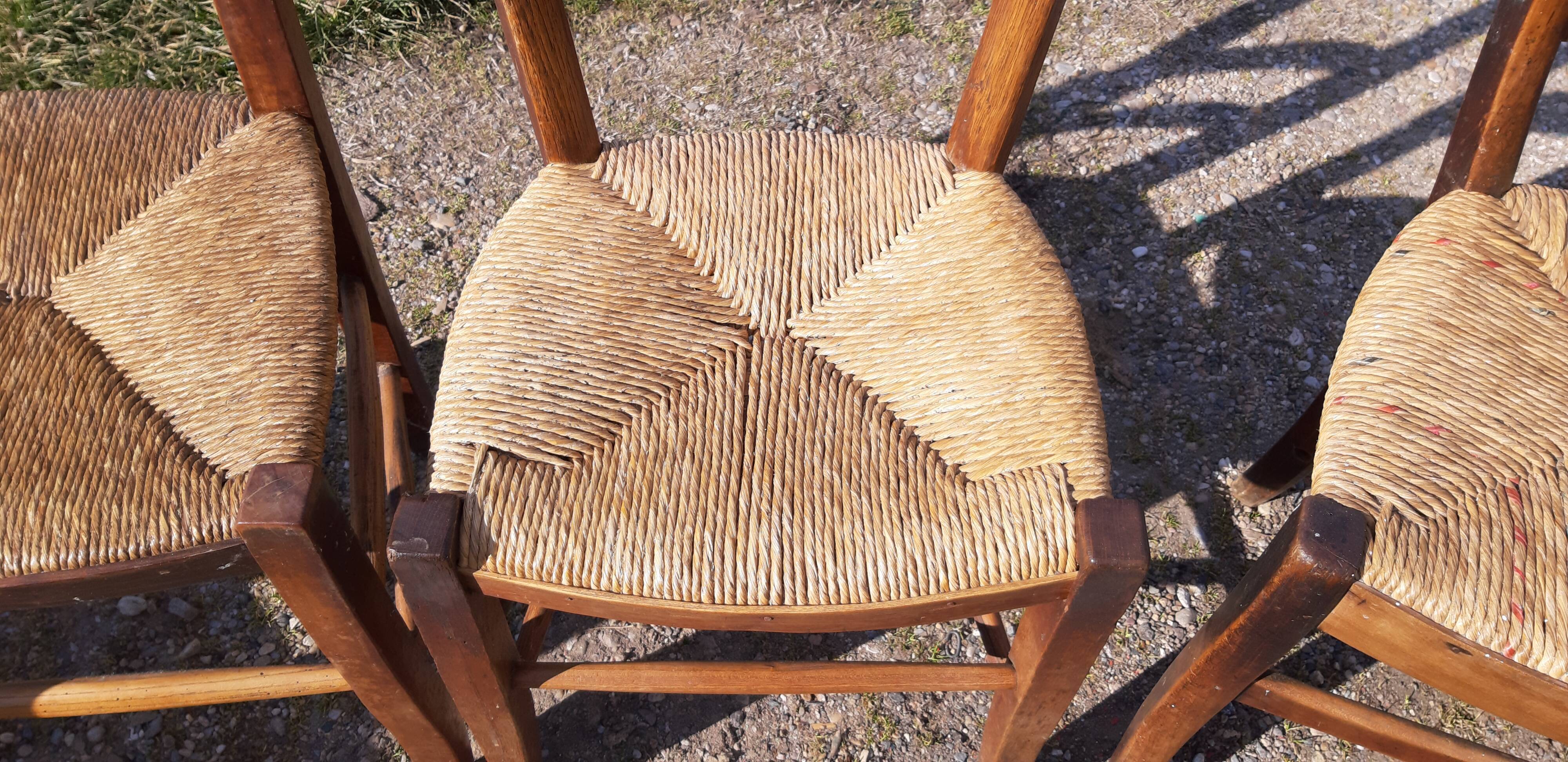 6 antique and mismatched mulched chairs