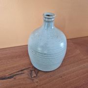 Vase, bouteille, soliflore en grès émaillé vert, Fred Ferry