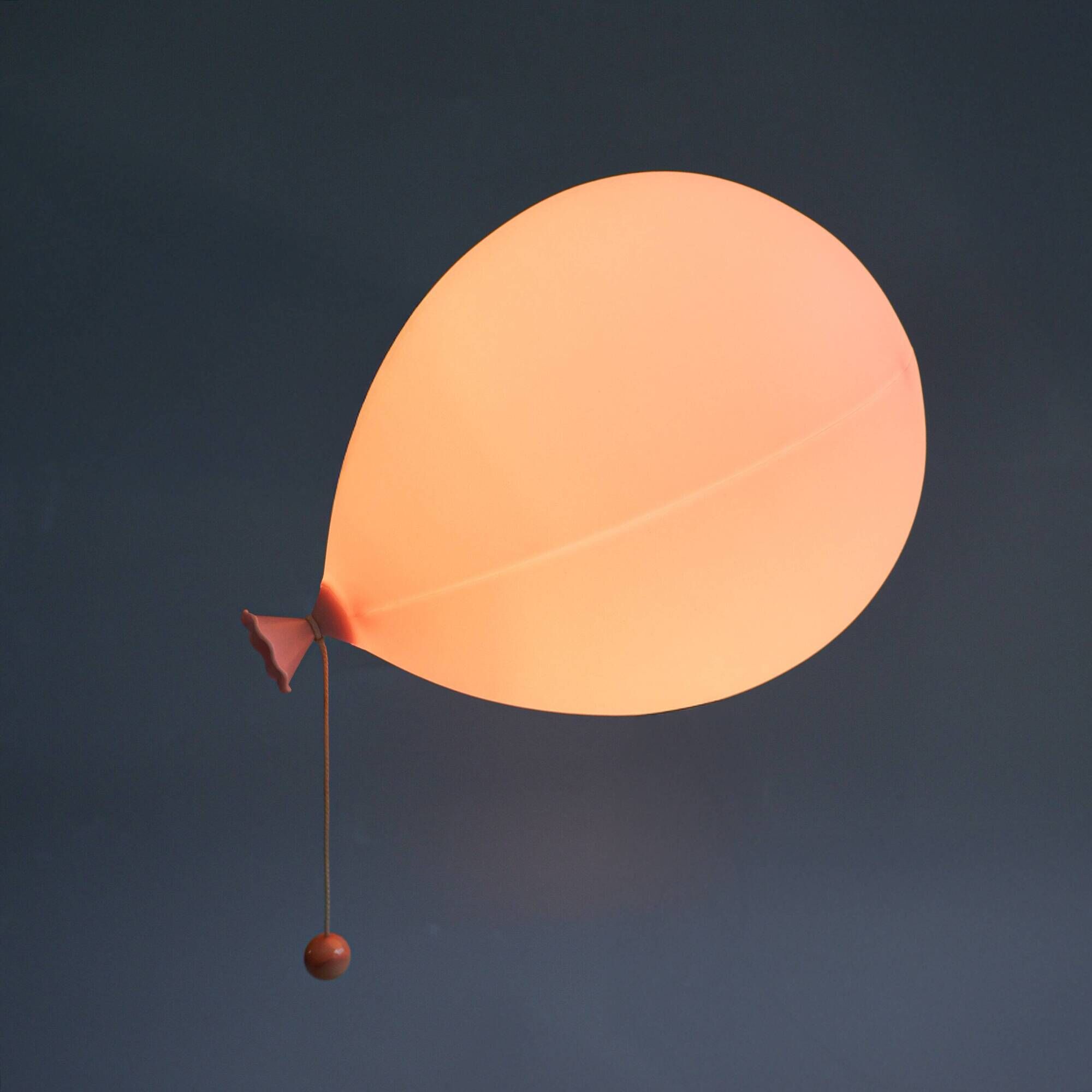 Bilumen 'Balloon' pink wall lamp by Yves Christin, Italy, 1980s.