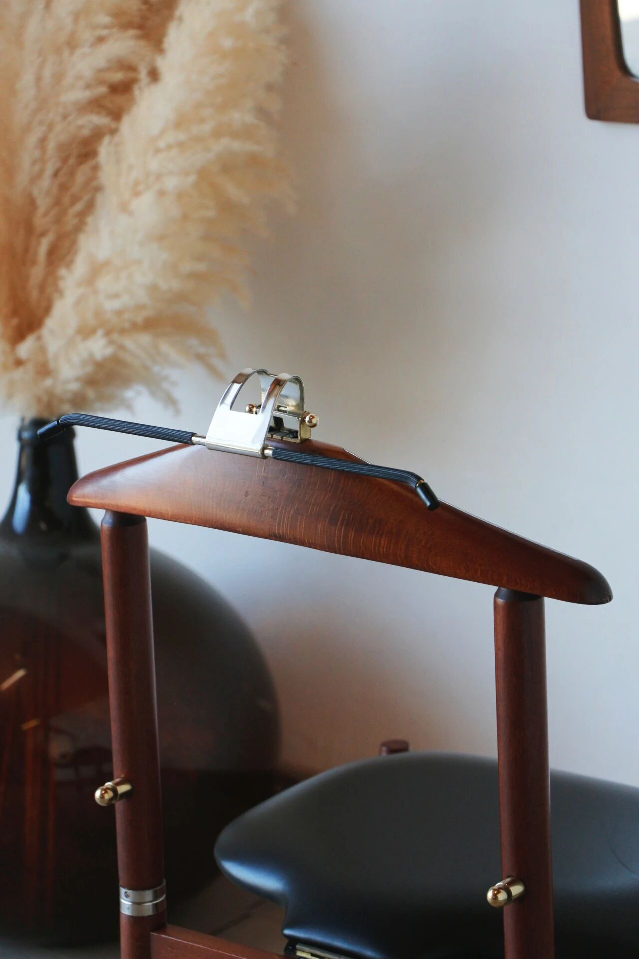 Fratelli Reguitti valet – Vintage Italian chair