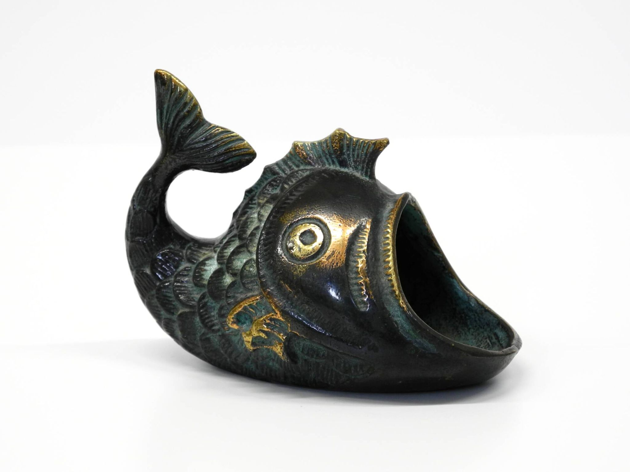 Mid Century bronze table or hand fish ashtray by Walter Bosse