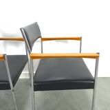 Chaises DDR avec base chromée et revêtement noir, chaises de salle à manger