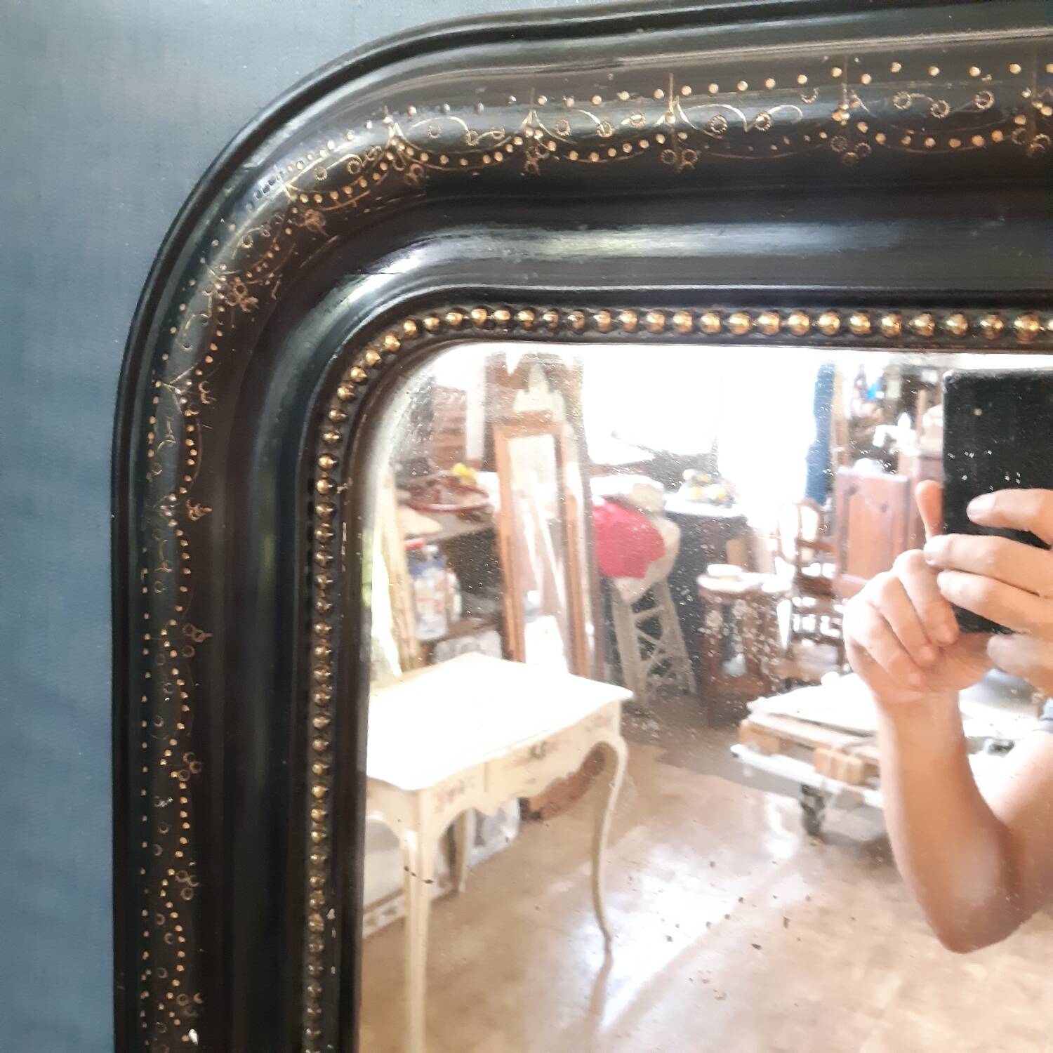 Louis Philippe black and gold mirror 99X72