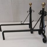 Ancienne paire de chenet fonte fer forgé et bronze cheminée accessoire