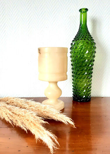 Brutalist alabaster lamp 1970