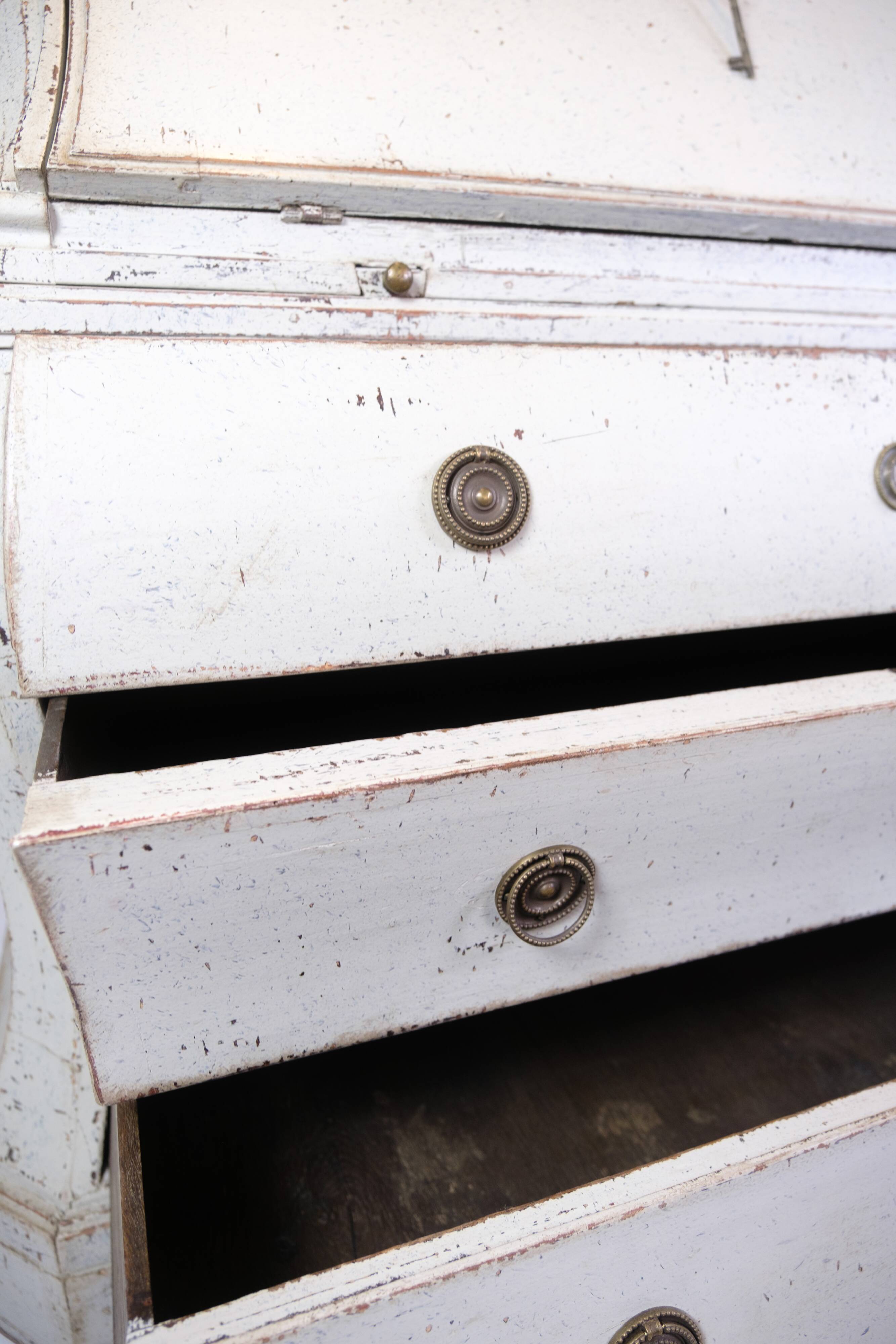 Gustavian Grey Painted Chatol From 1790s