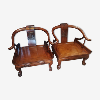 Paire de fauteuils chinois en bois exotique