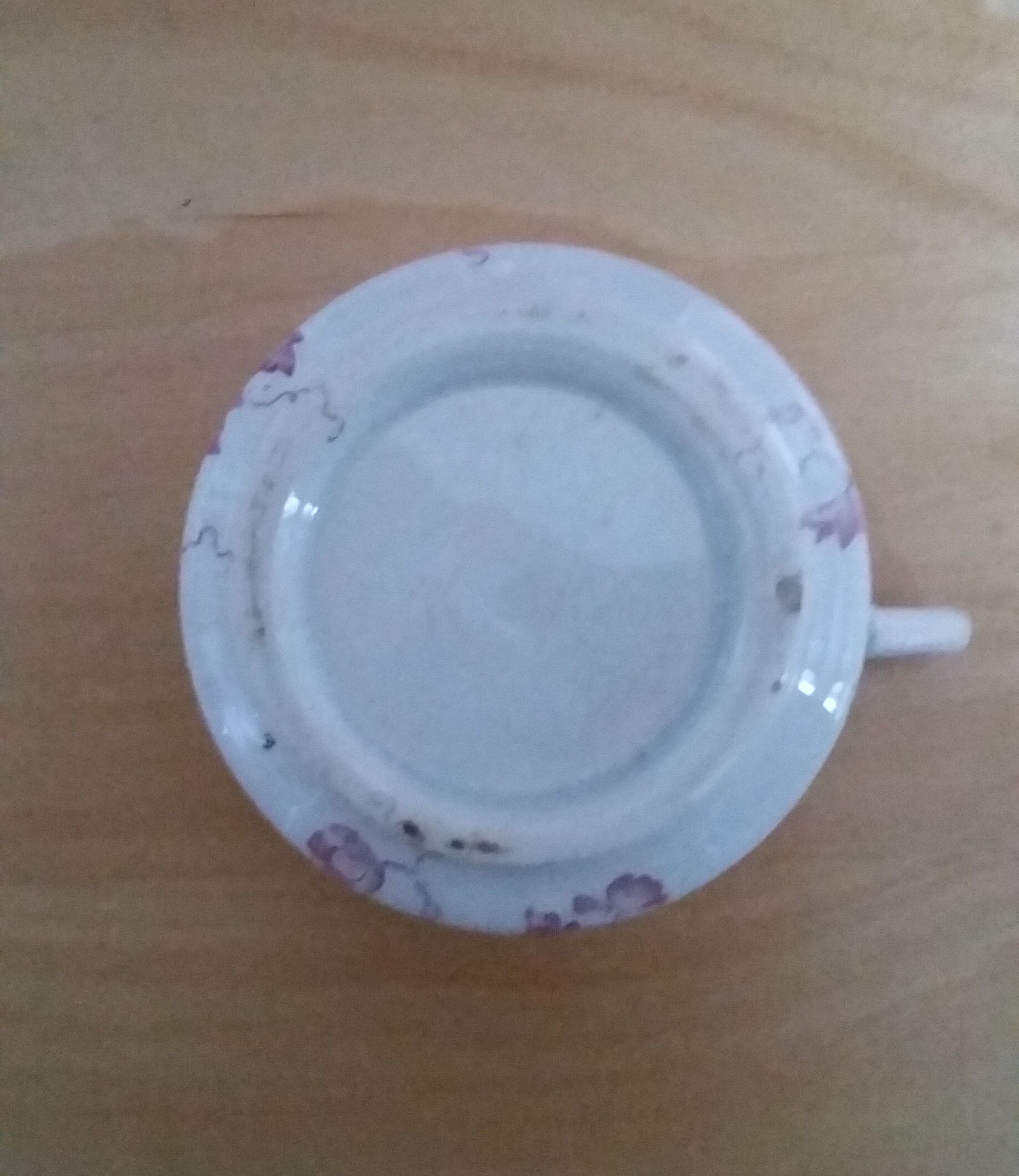 Earthenware mug with Hawthorn decor