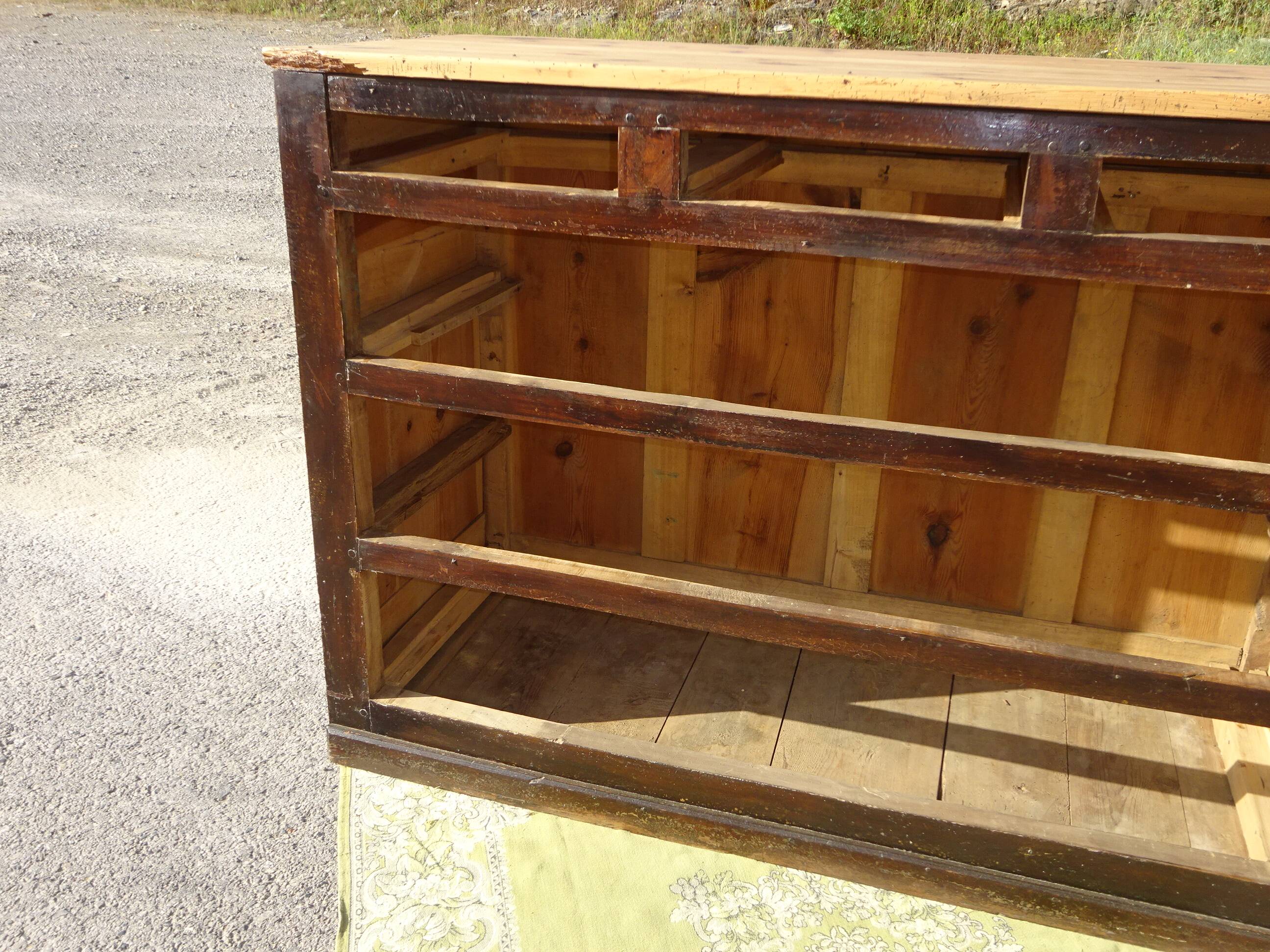 Large and old piece of trade furniture, trouser press.