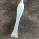 Vase soliflore vintage tulip glass opaline shades and white reflections
