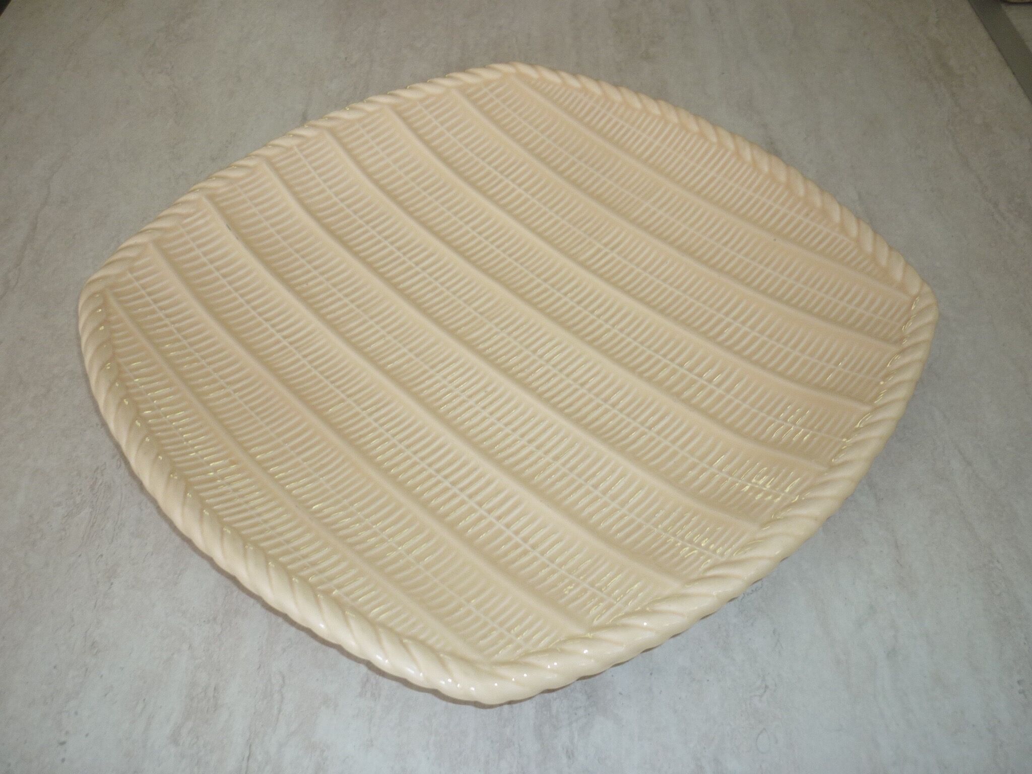 Presentation dish