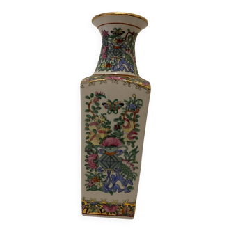 Ancient Chinese vase