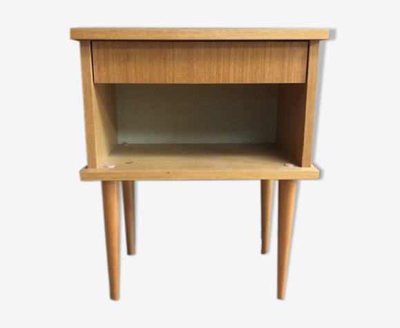 Table de chevet