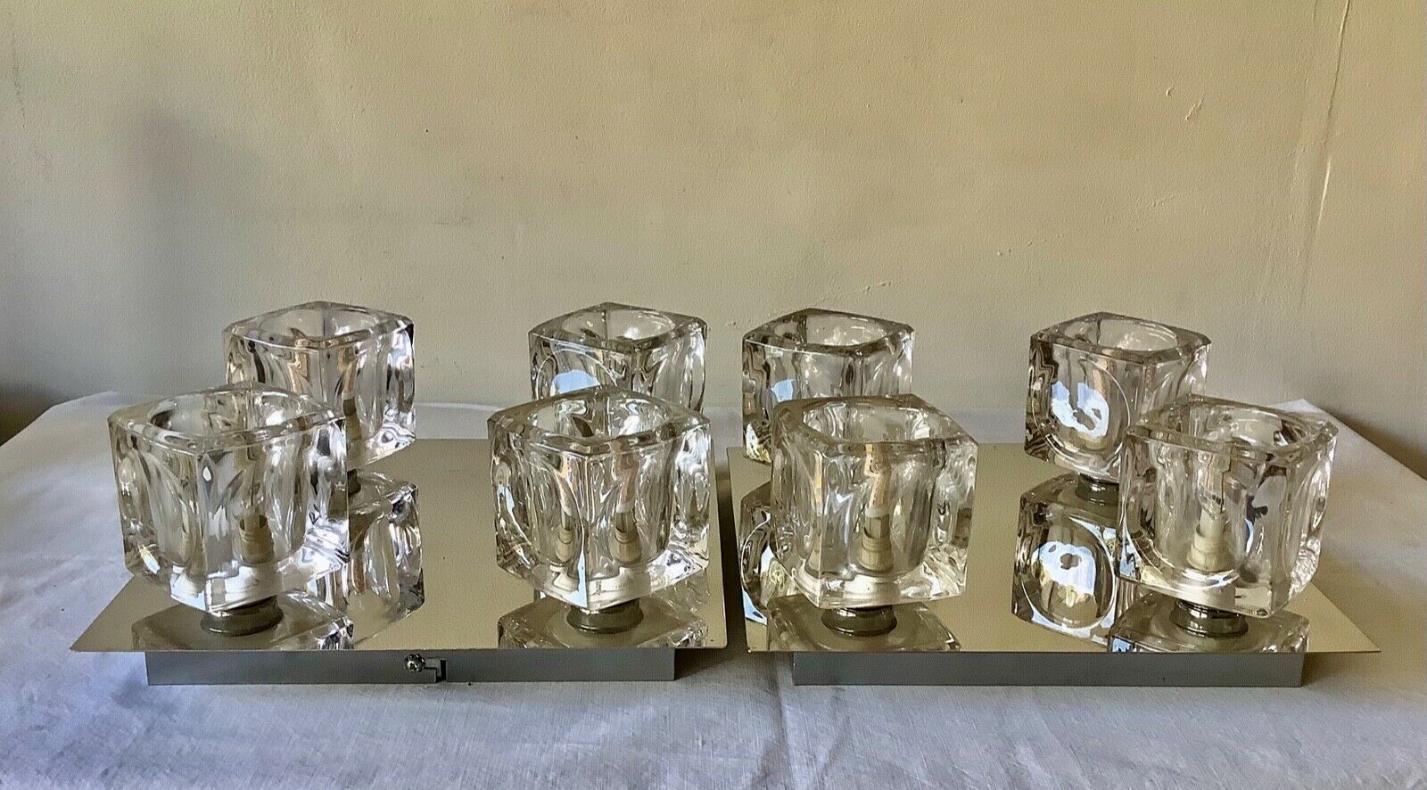 Lot of 2 wall appliques 4 chrome metal lights - moulded glass