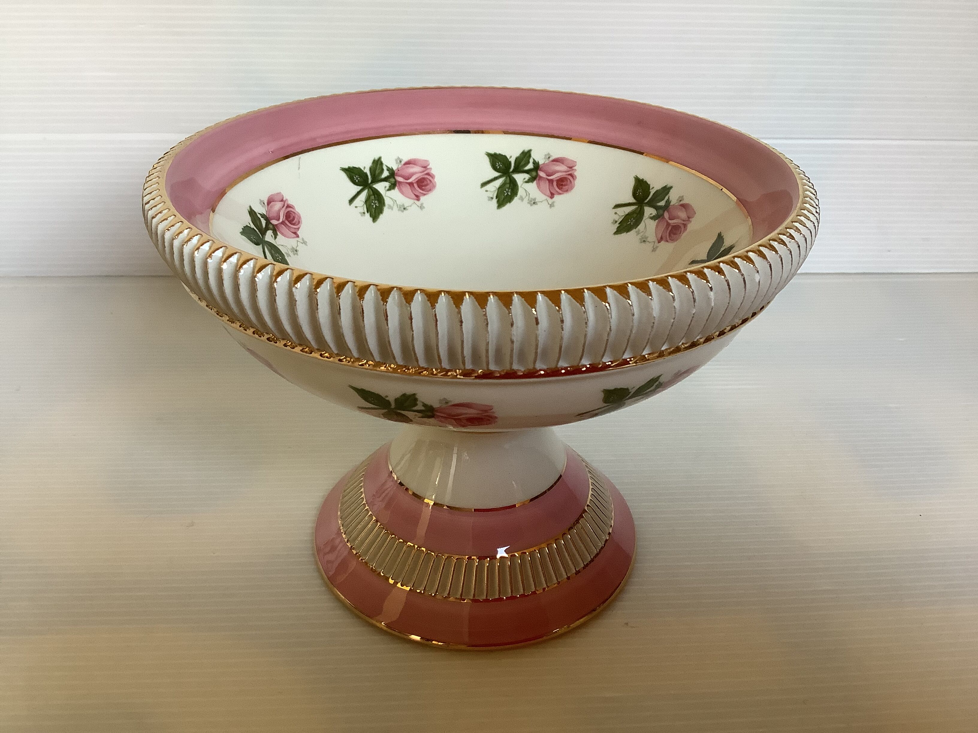 Empty pocket small foot cup pink flowers