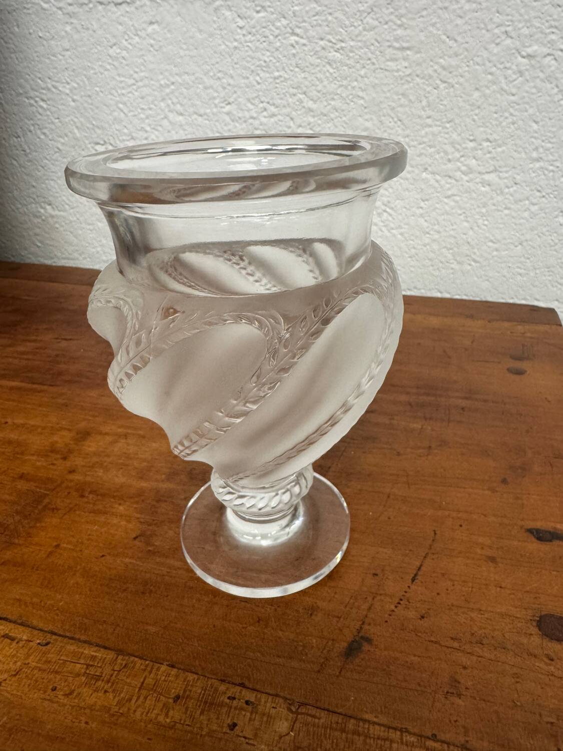 Crystal vase signed Lalique France model Ermenonville
