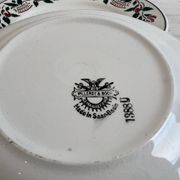 Deux assiettes plates Villeroy & Boch