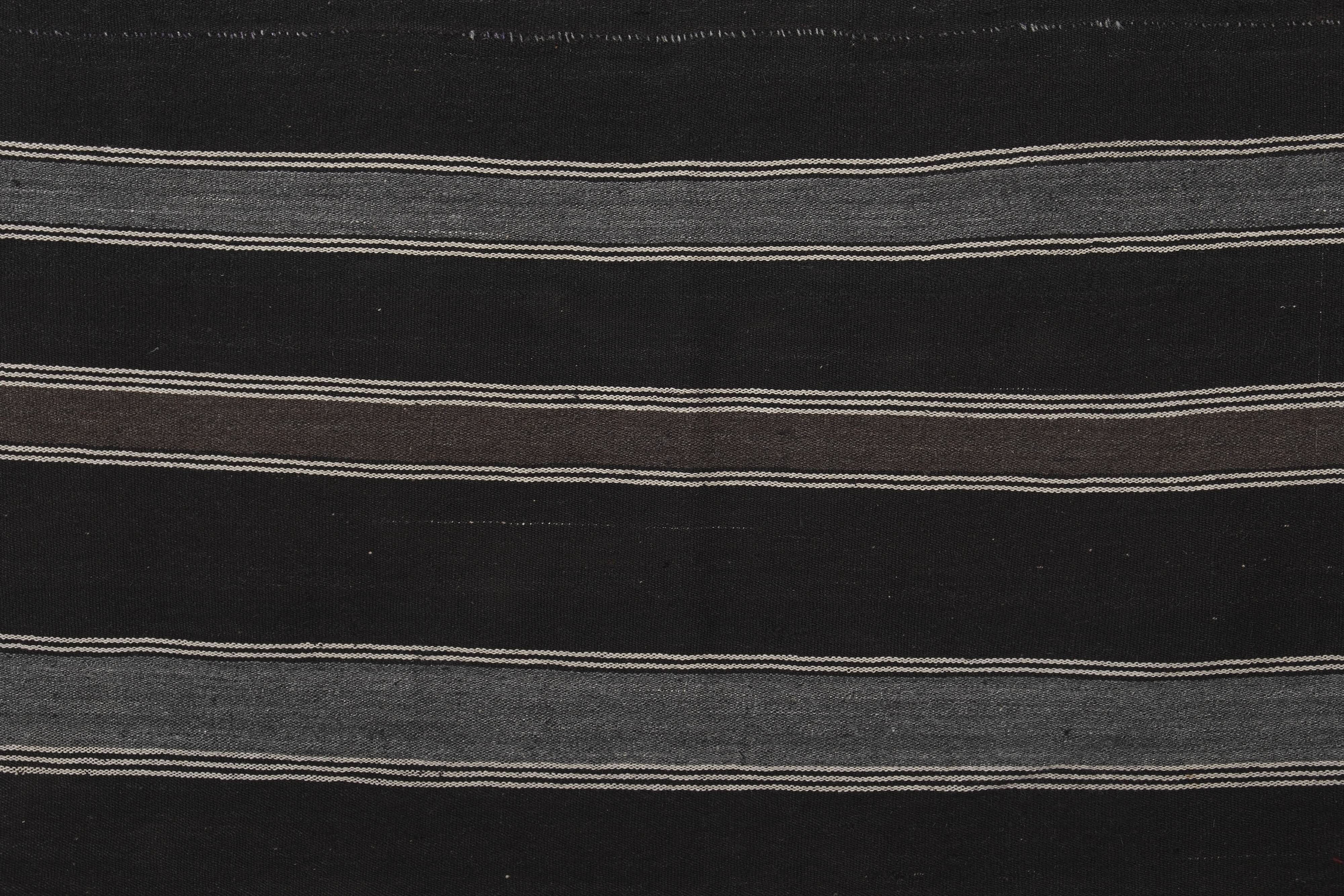 Vintage Turkish Oushak Handwoven Rug 203x210 cm