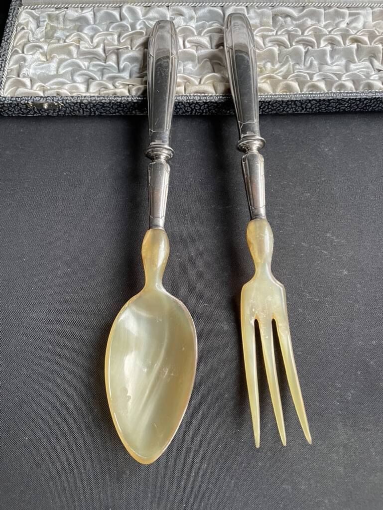 Salad serving cutlery in a box – Art Deco