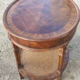 Middle table