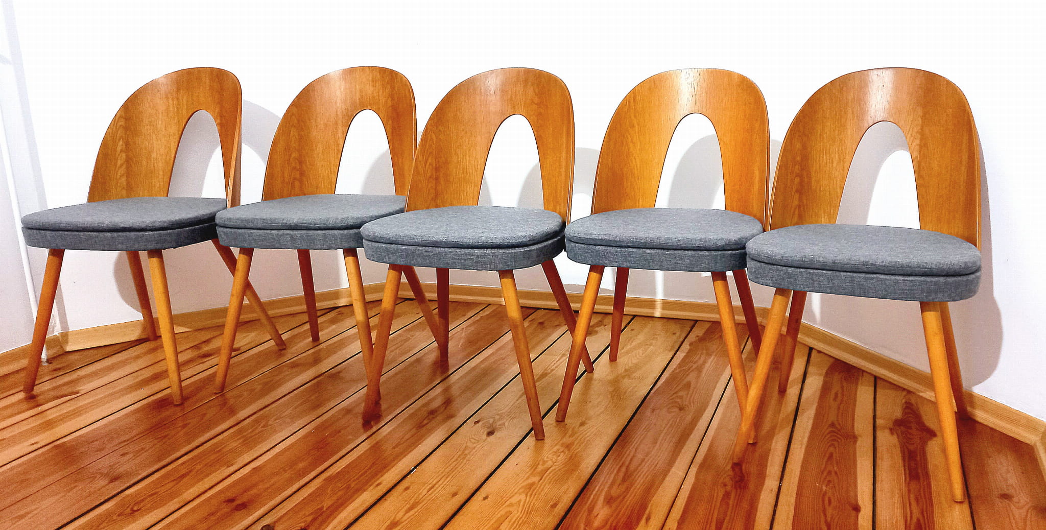 Set of five chairs, design. A. Suman, Tatra Nabytok, Czechoslovakia, 60s