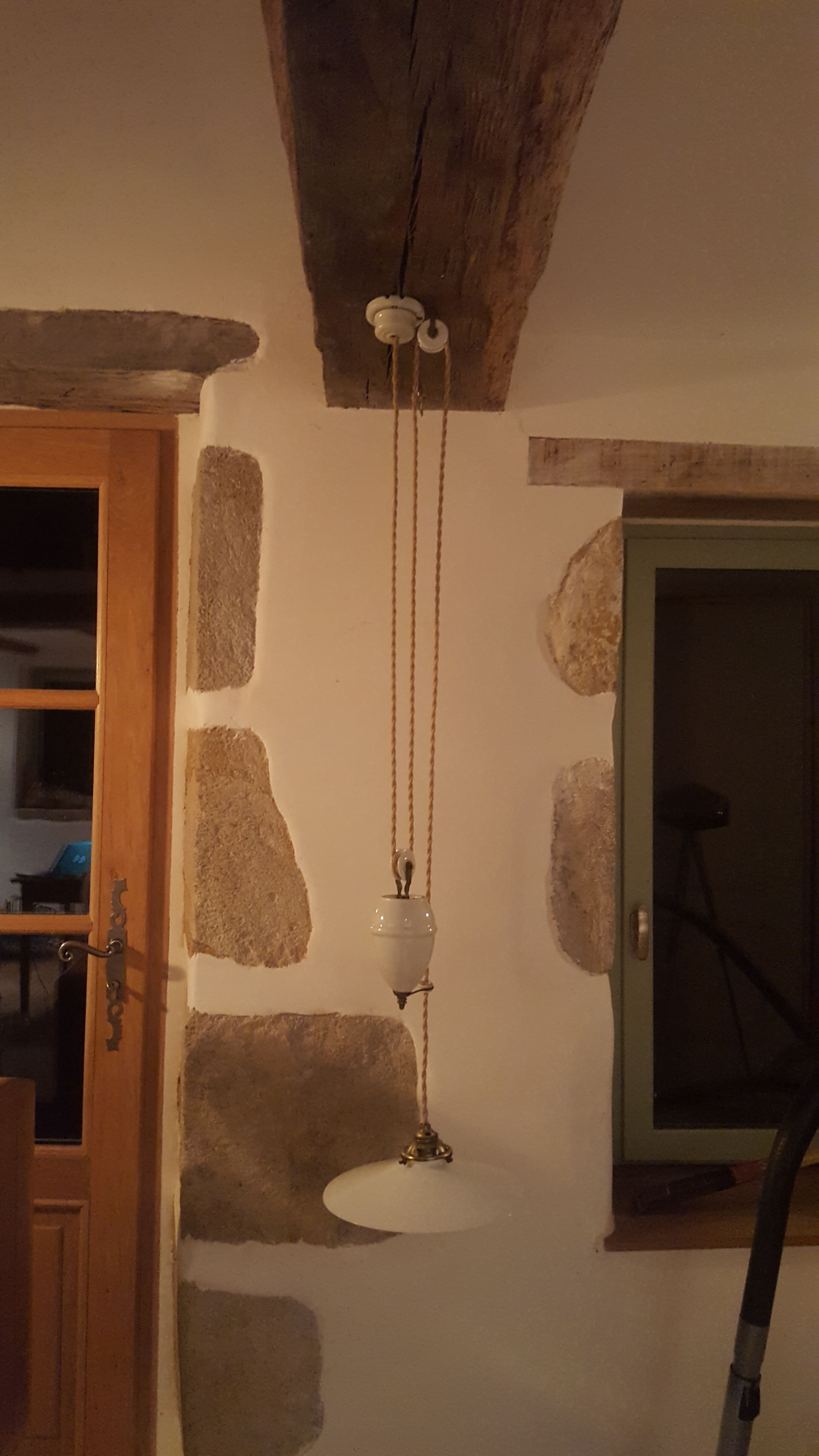 Hanging goes up & down