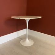 Eero Saarinen marble side table for Knoll International 1970s