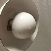 One of the old Flowerpot vp1 in enamel, designed by Verner Panton.