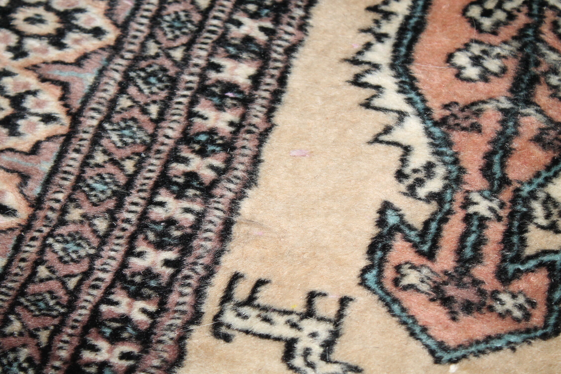Former Iranian carpet