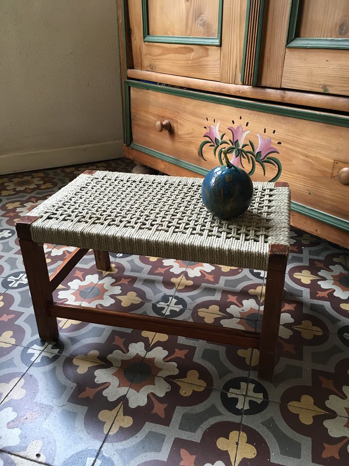Stool or bench in wood and rope braided Bohemian style