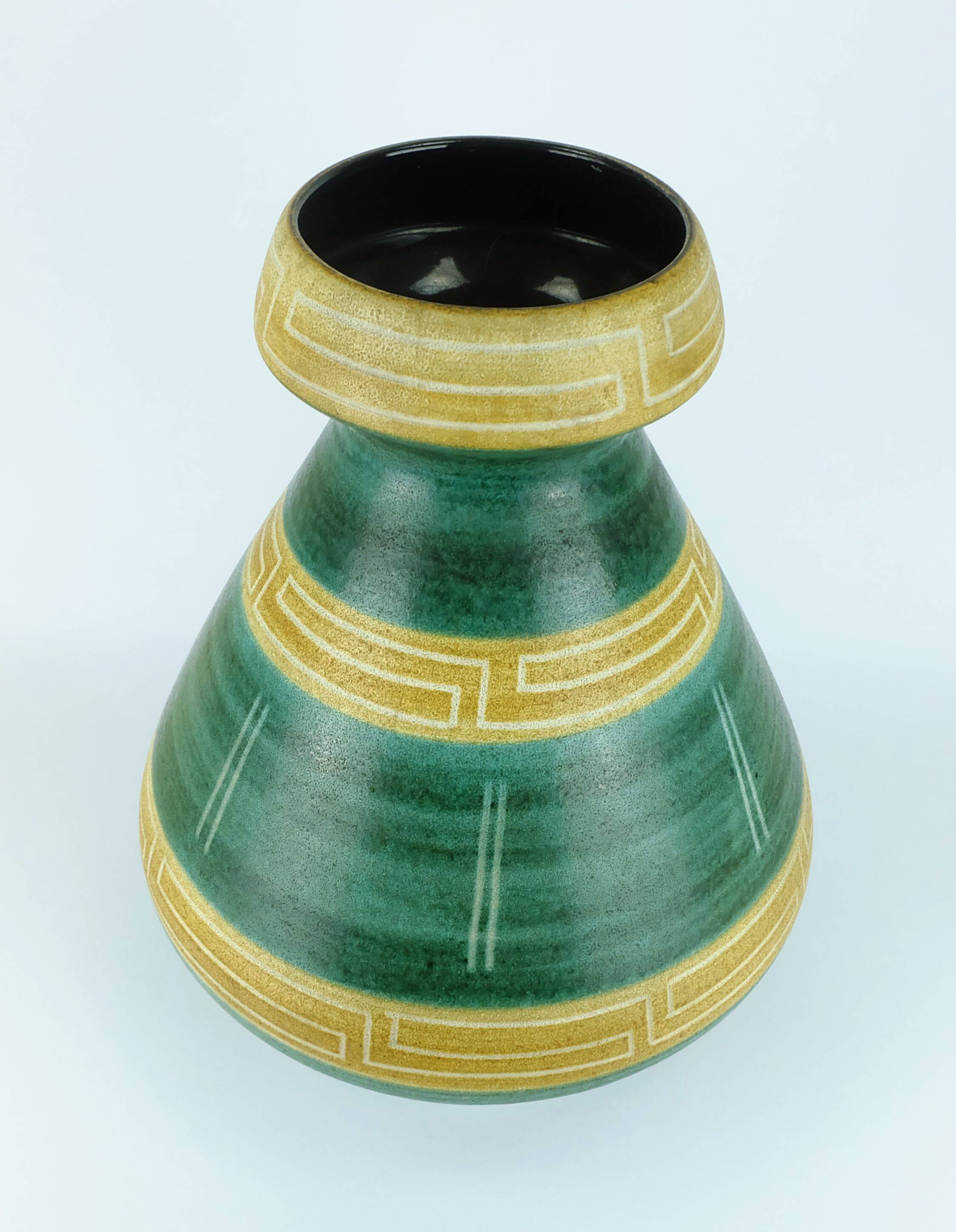 mid century VASE floorvase bay keramik model 680-40 geometric decor
