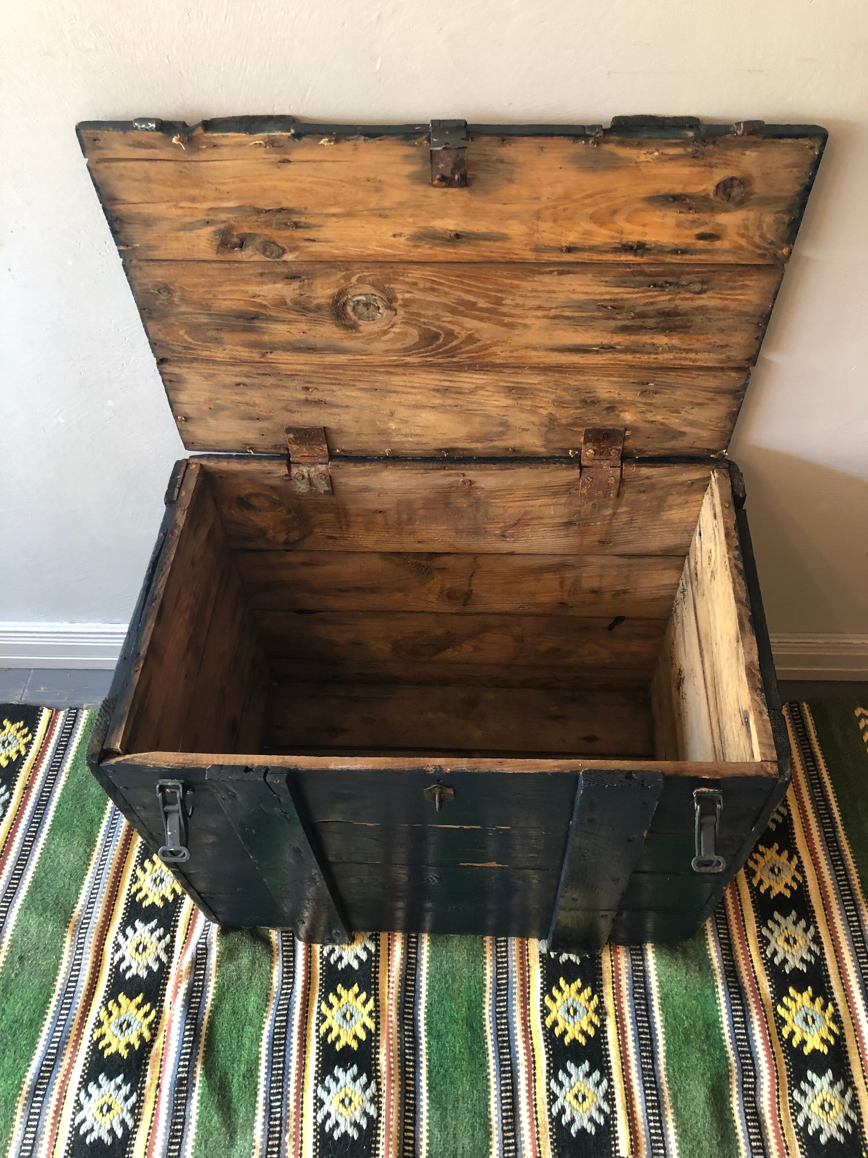 Wooden trunk