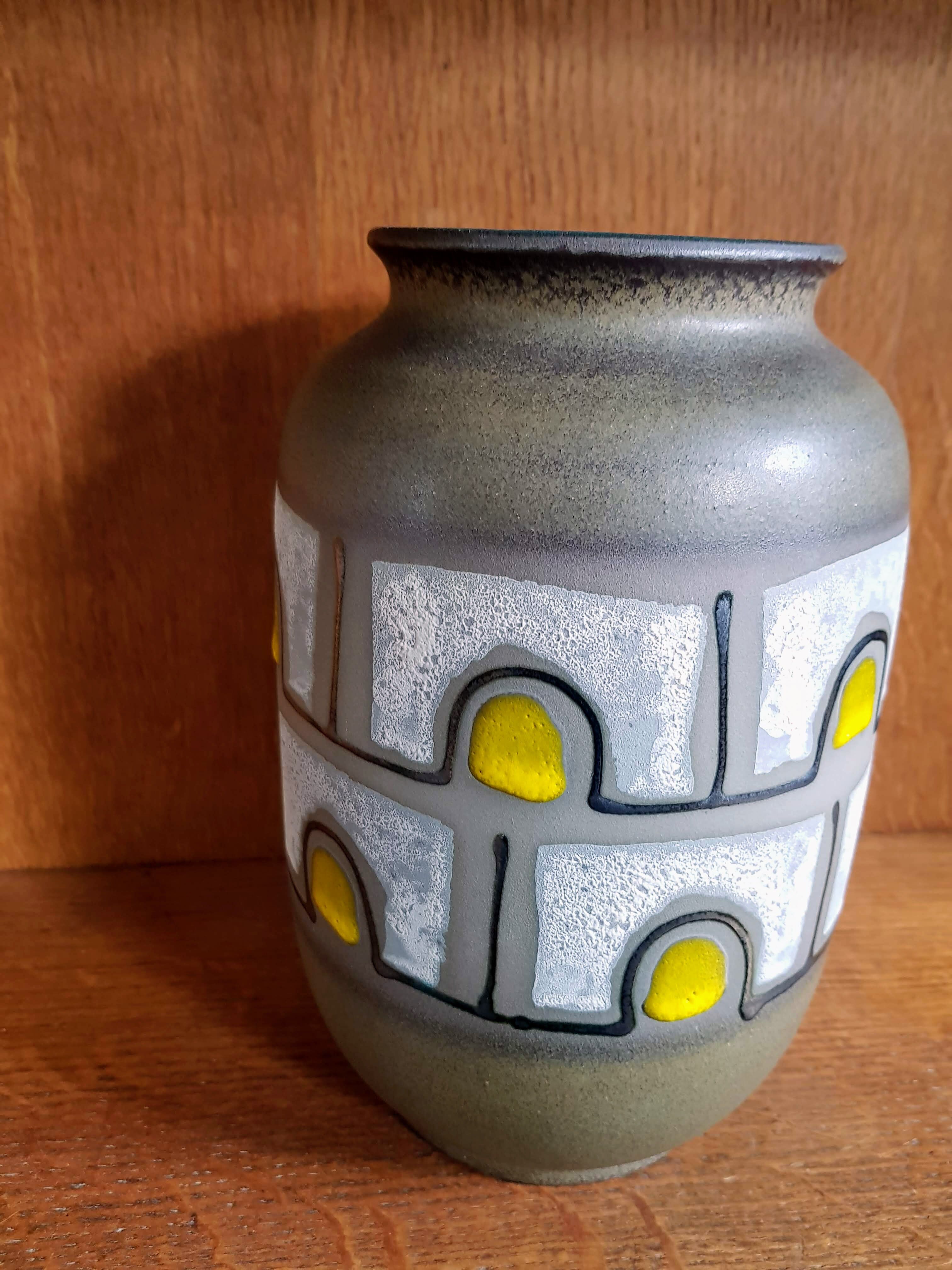Vintage Ceramic Vase with White and Yellow Pattern - 1960s - Mid-Century Modern - Austria