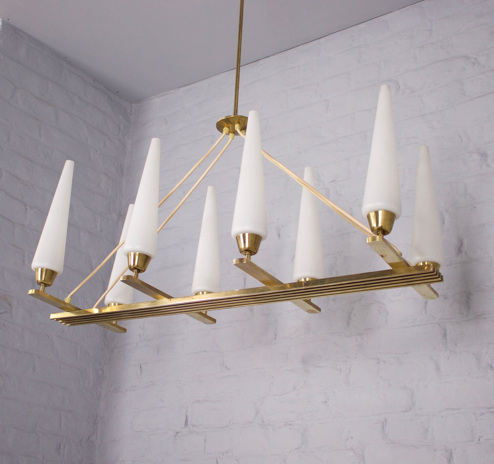 Italian chandelier with 8 lights