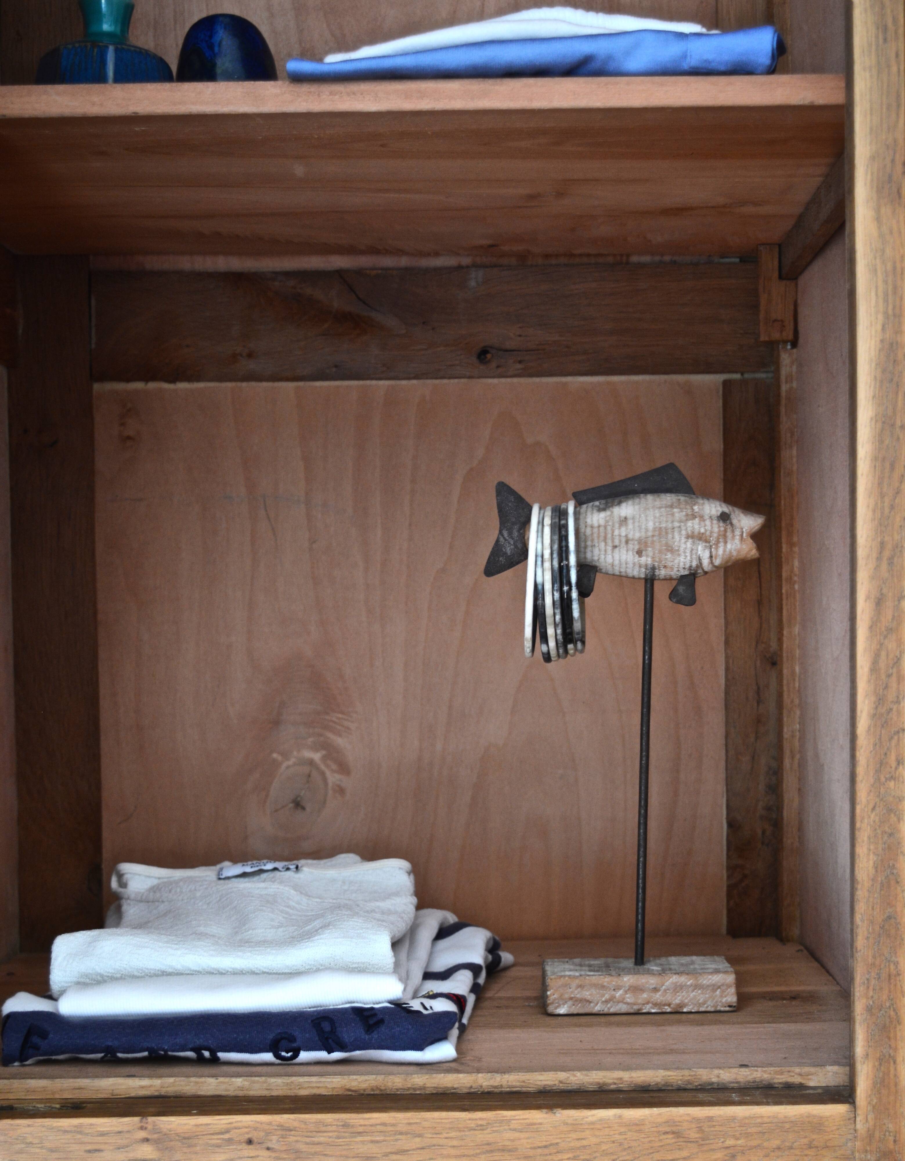 Armoire
