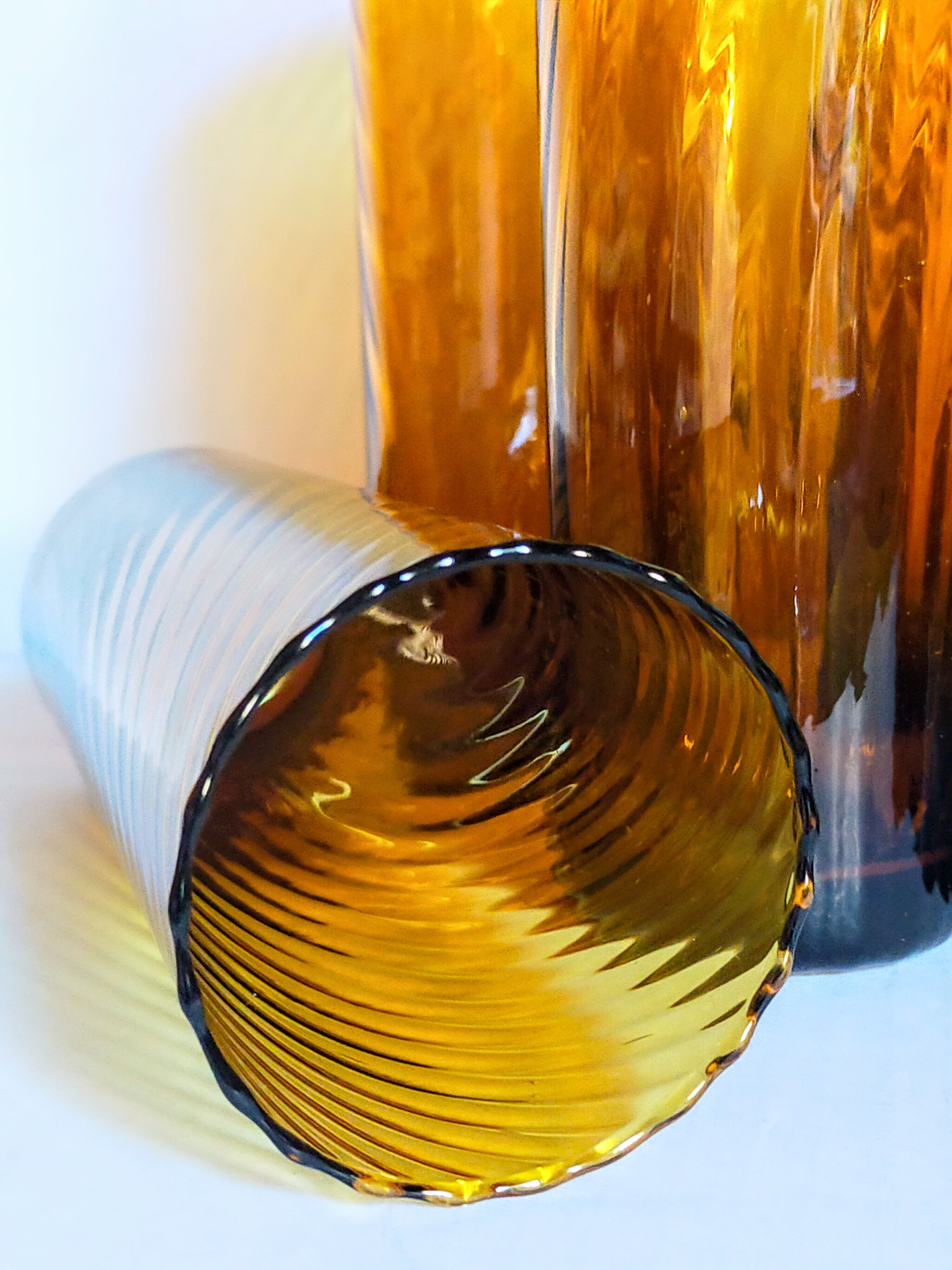 Lot de six verres en verre soufflé