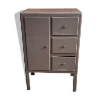 Vintage accent furniture