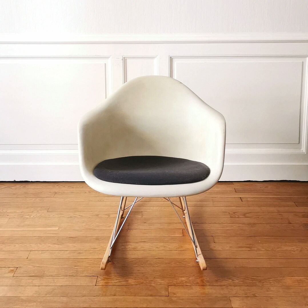 RAR rocking chair by Charles and Ray Eames, Herman Miller interform, 1970