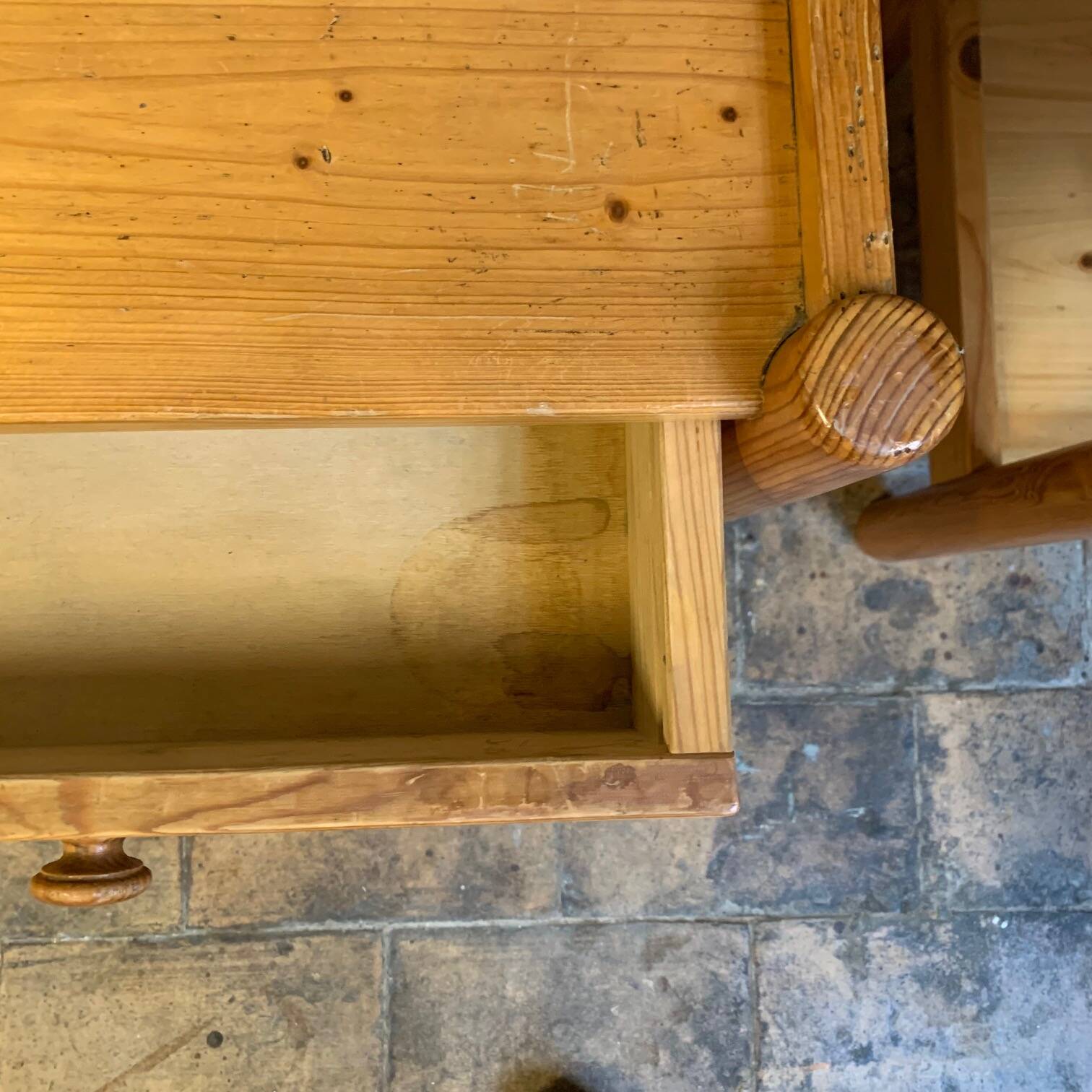 Pair of solid pine nightstands, Circa 1980s