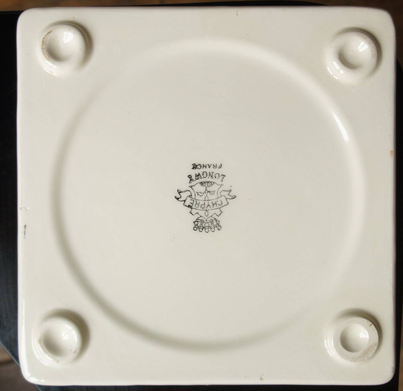 Longwy ceramic “Cyprus” trivet