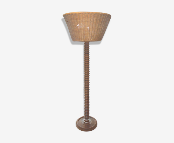 Pied de lampe en bois forme de vis et abat jour en osier | Selency