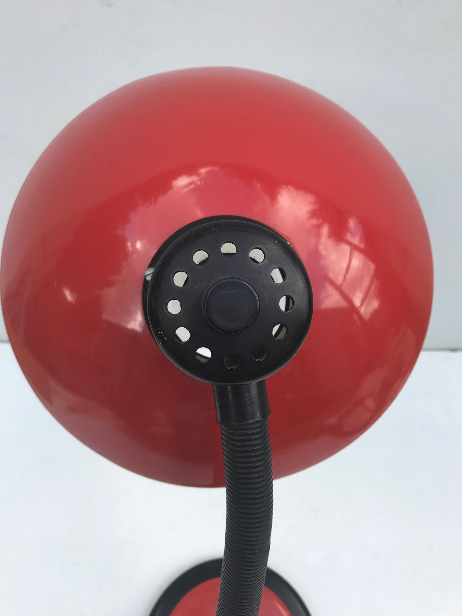 Lamp red metal of the years swivel Aluminor table 80 vintage