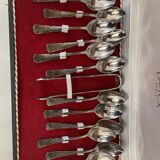 Set of 12 teaspoons and sugar tongs in silver metal goldsmith Danex