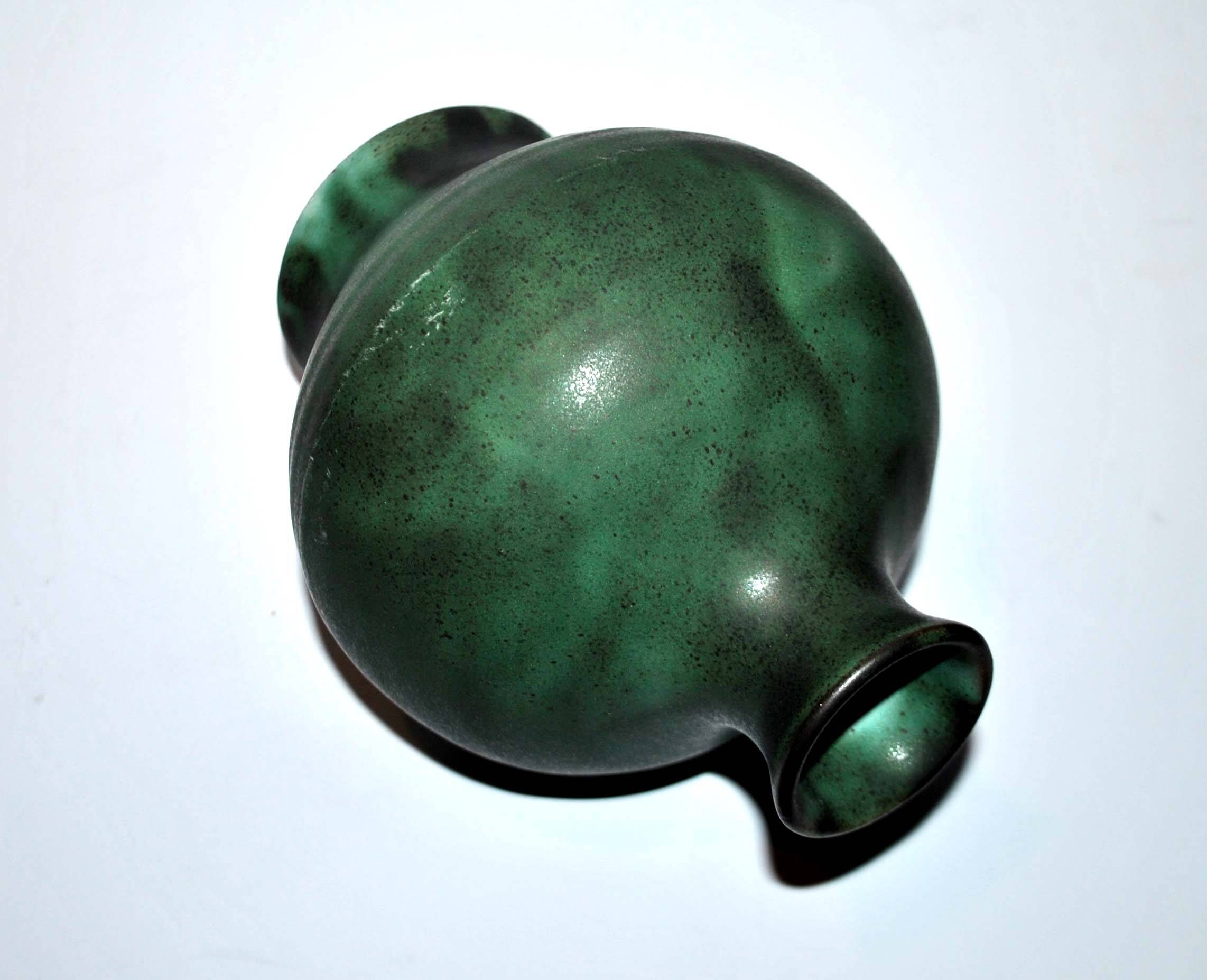 Vintage ceramic vase signed vague - Green glazed terracotta