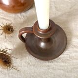 Sandstone thumb holder