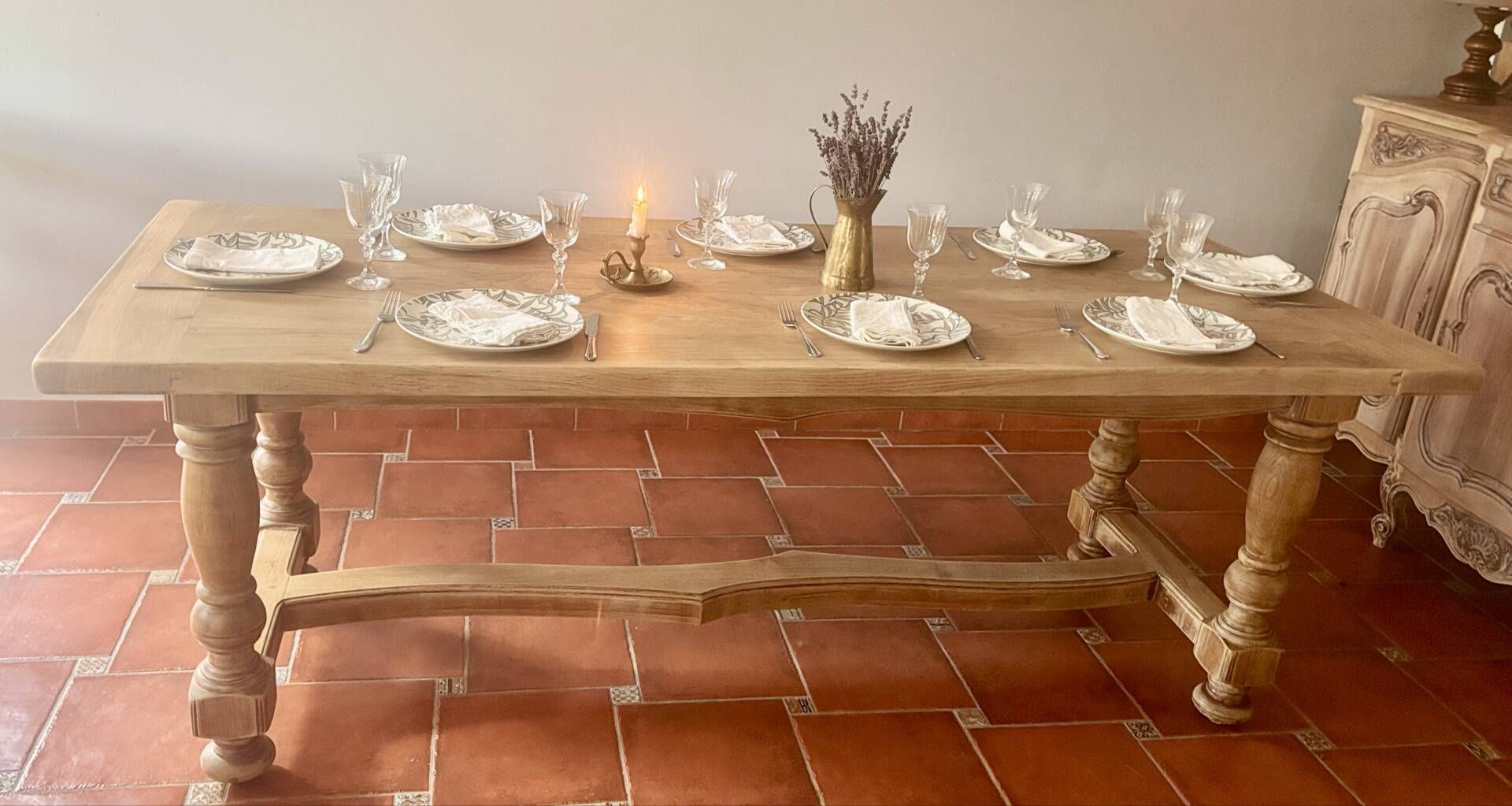 Large Restored Solid Oak Dining Table – Whitewashed Finish