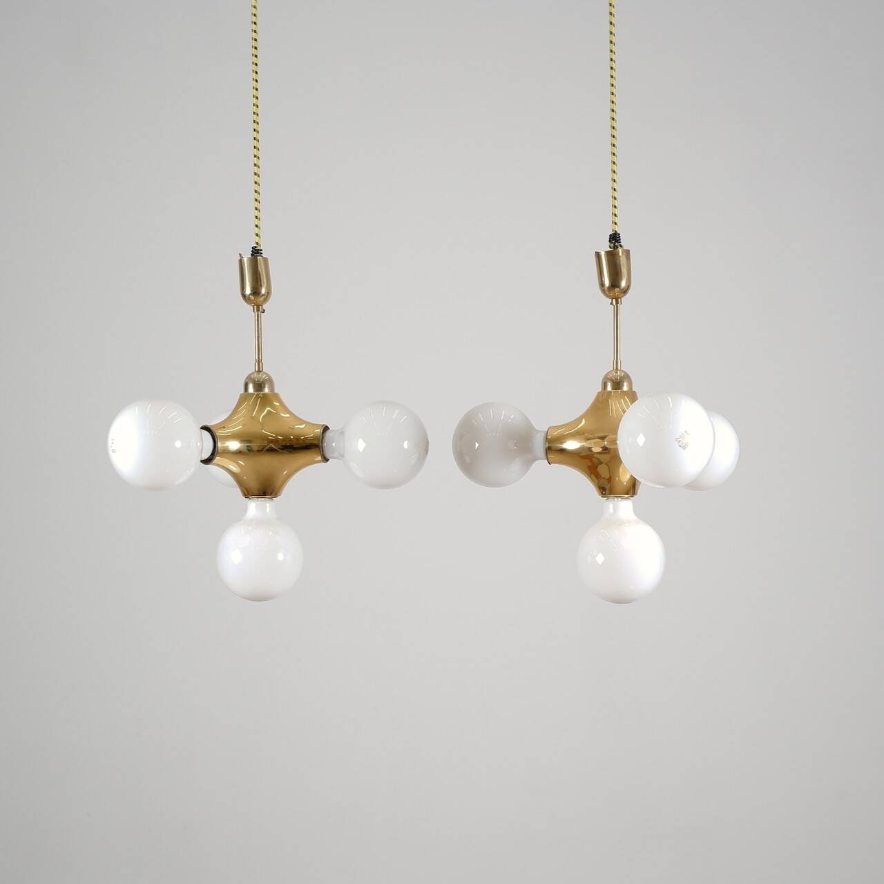 „Atomic“ ceiling lamps from Cosack Leuchten, Germany