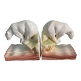 Onnaing bookends